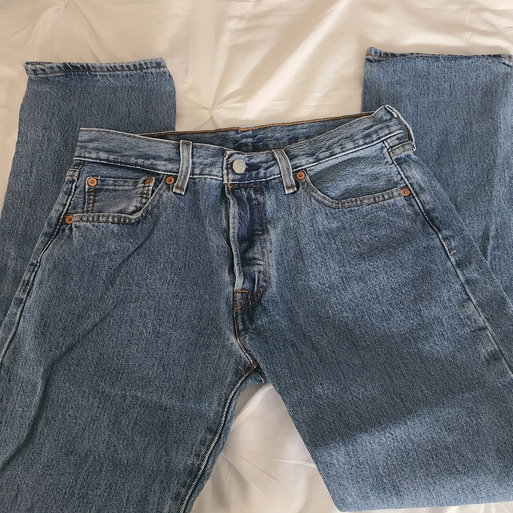 Levi jeans